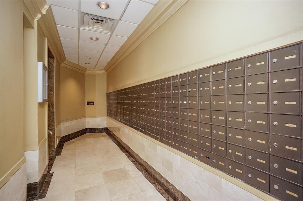 3525 Sage Road #318, Houston, Texas image 19