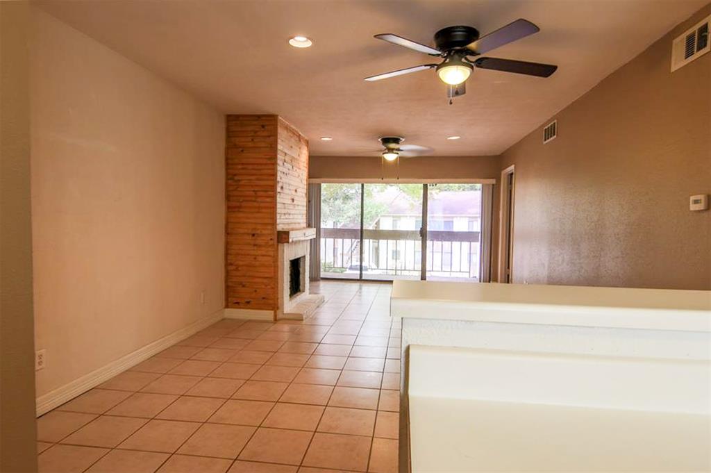 12100 Melville Drive #402D, Montgomery, Texas image 9