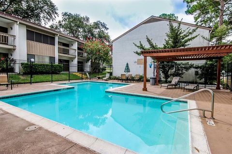 12100 Melville Drive 402D Montgomery TX 77356