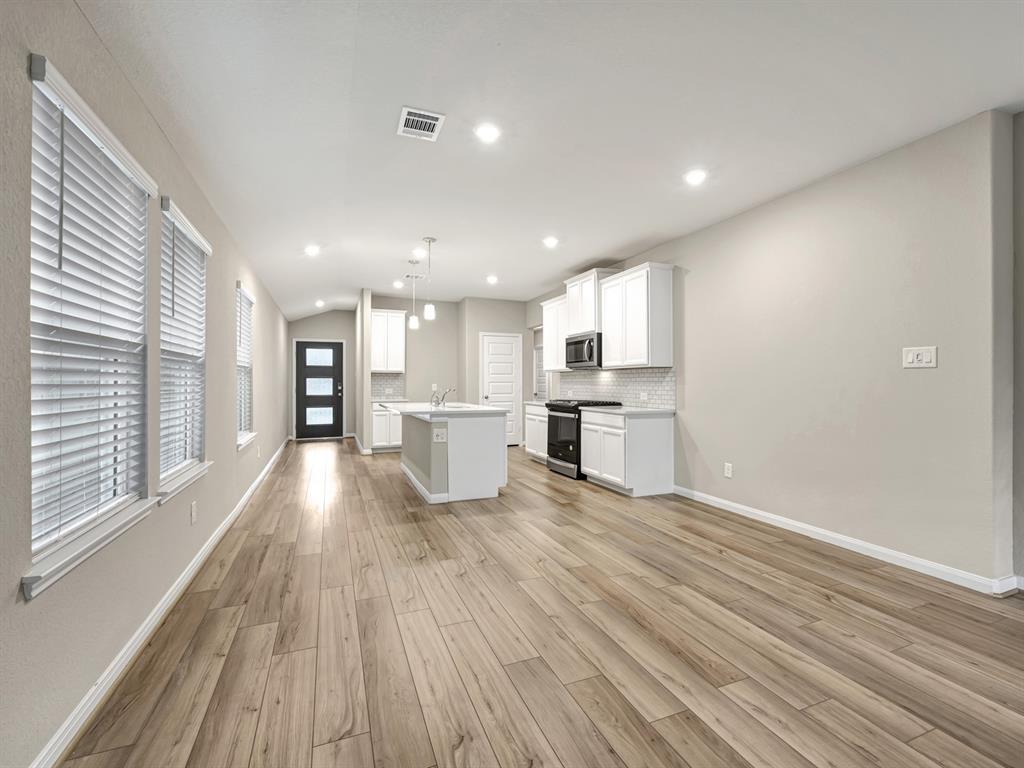 1742 Cayden Oak Lane, Conroe, Texas image 8