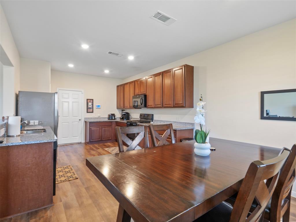 14506 Sweet Cherry Drive, Houston, Texas image 13
