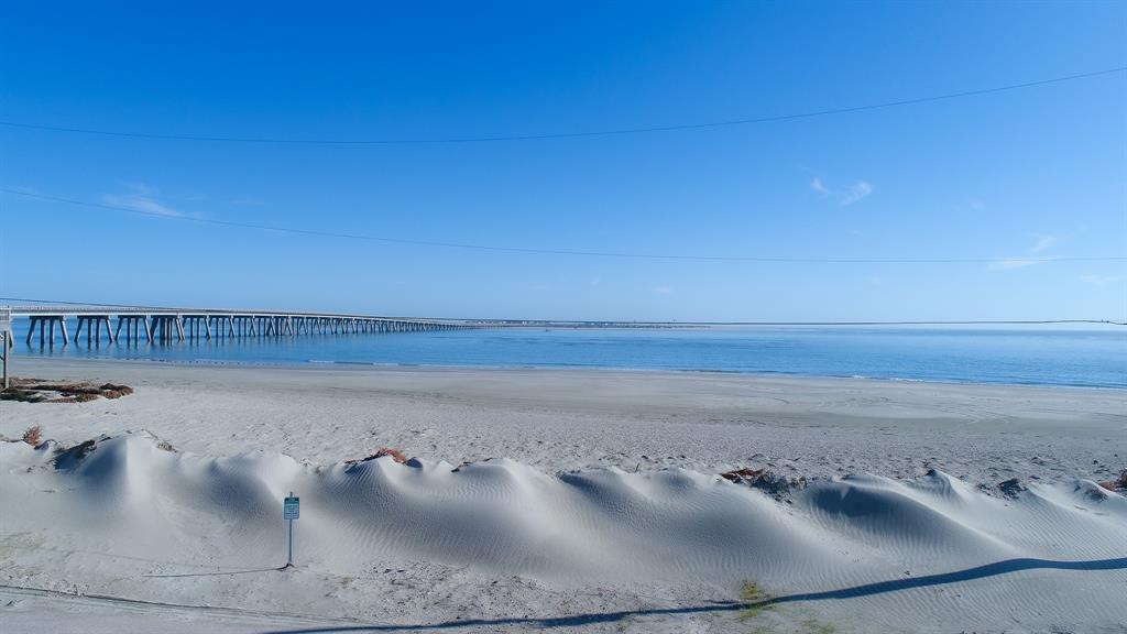 13221 Gulf Beach Drive, Freeport, Texas image 32