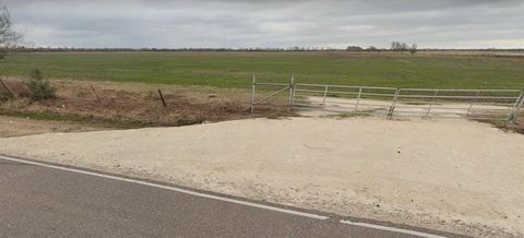 Photo of 46 County Road 46, Angleton, TX 77515 (MLS # 3667998) Photo of 46 County Road 46, Angleton, TX 77515 (MLS # 3667998)