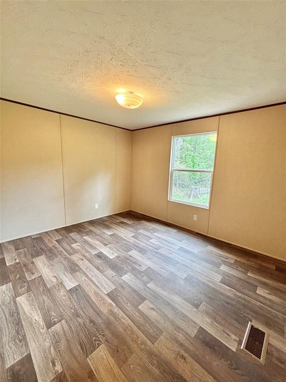 300 Cherokee Lane, Onalaska, Texas image 5