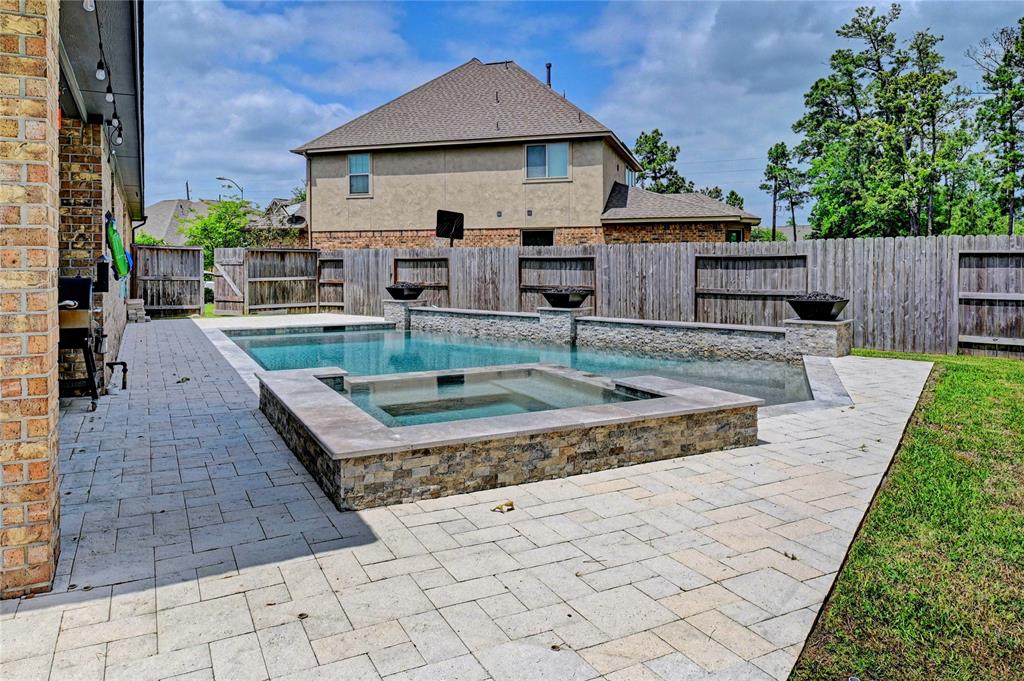 3854 Fleetwood Falls Lane, Spring, Texas image 38