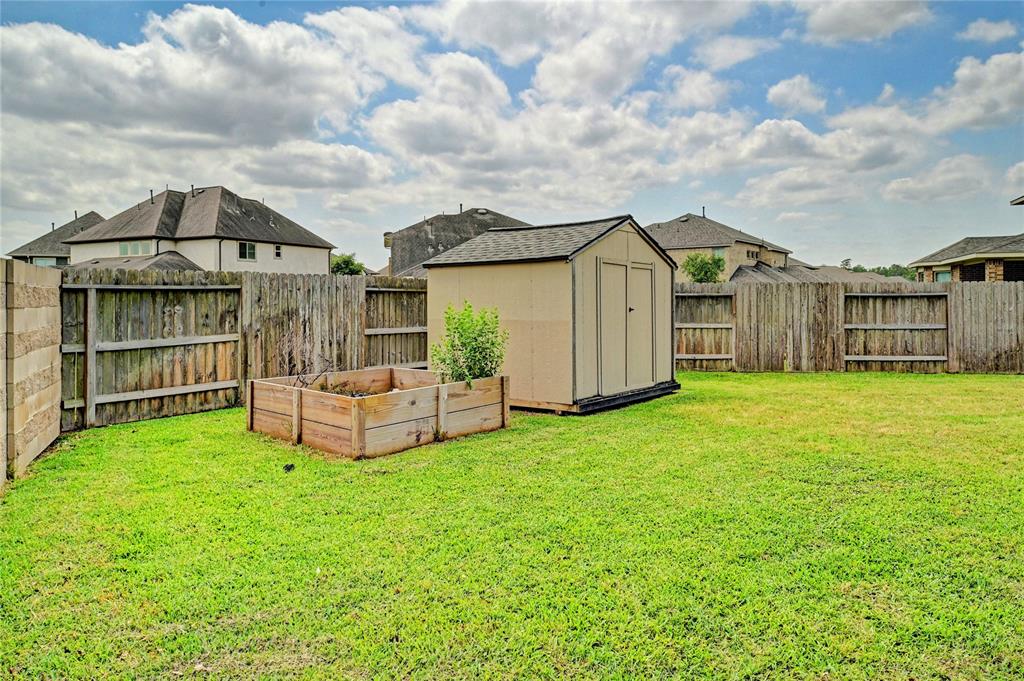 3854 Fleetwood Falls Lane, Spring, Texas image 42