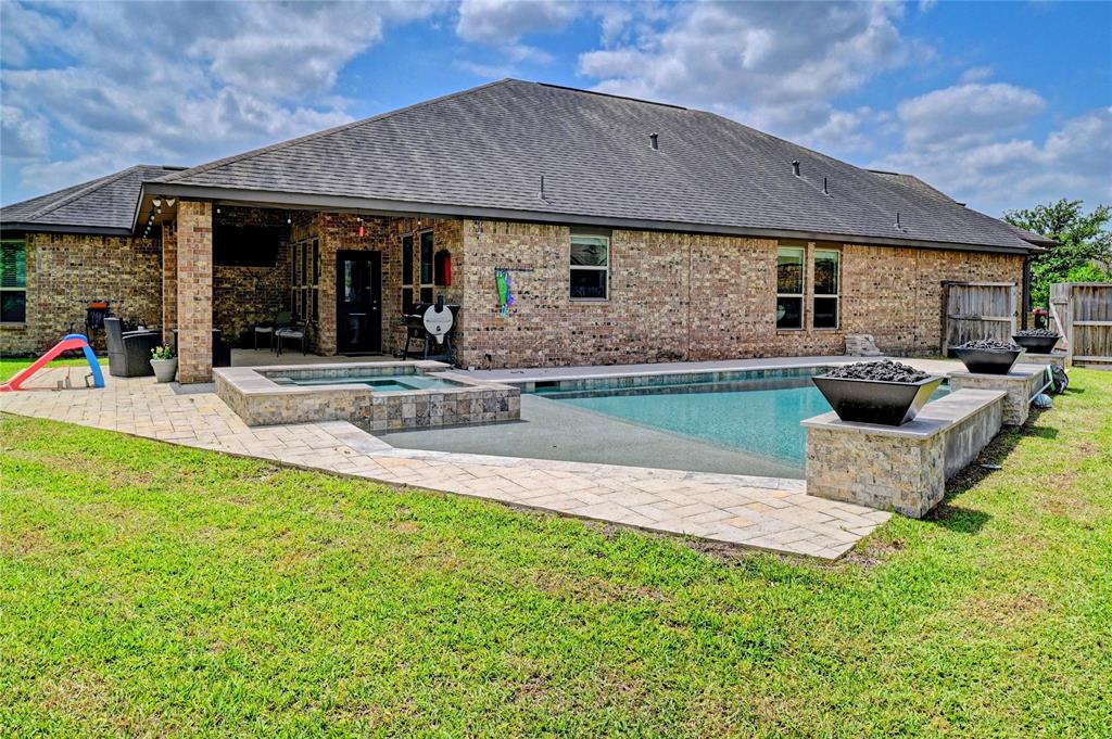 3854 Fleetwood Falls Lane, Spring, Texas image 39