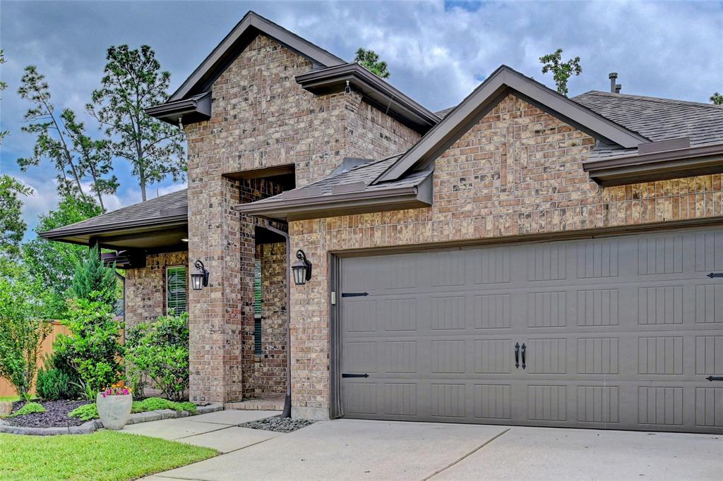 3854 Fleetwood Falls Lane, Spring, Texas image 3