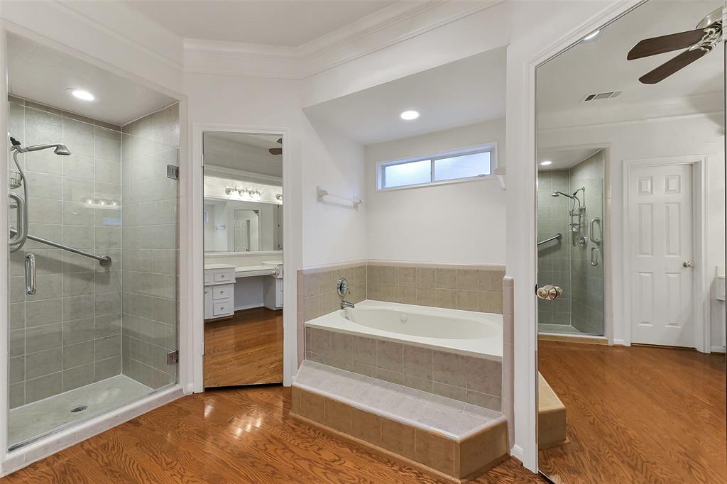 2714 Rustic Woods Drive, Houston, Texas image 25