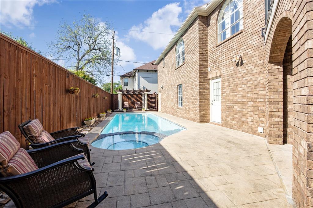 4900 Cedar Street, Bellaire, Texas image 27