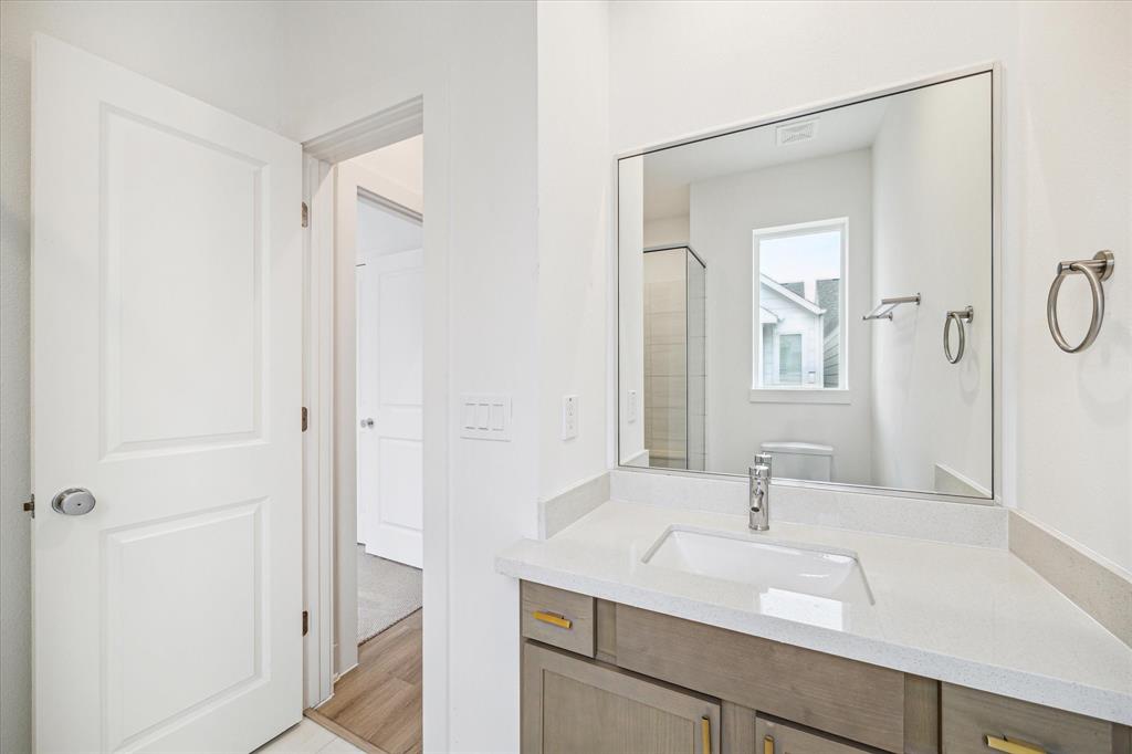 1544 W Tidwell Road, Houston, Texas image 13