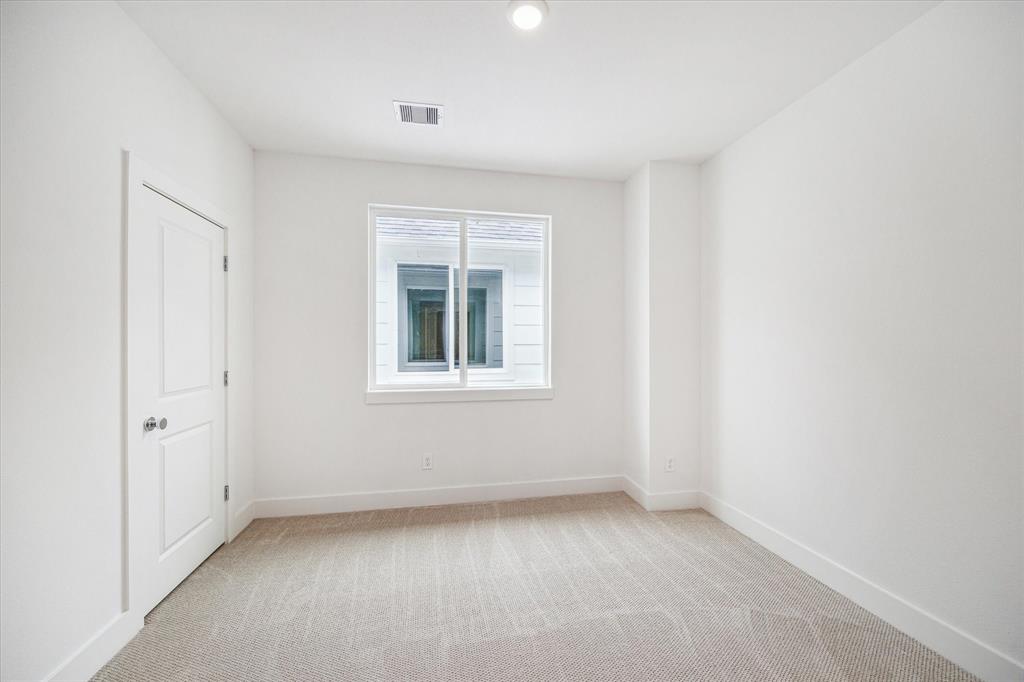 1544 W Tidwell Road, Houston, Texas image 12