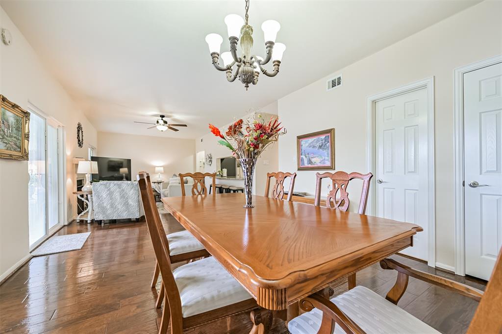 18809 Egret Bay Boulevard #306, Webster, Texas image 20