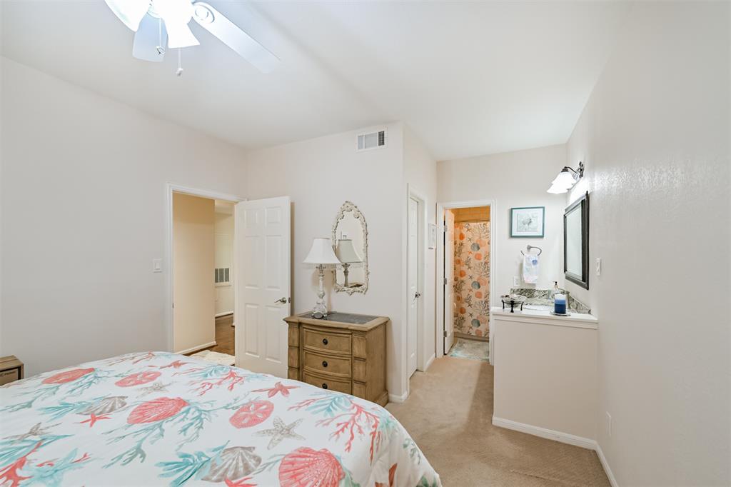 18809 Egret Bay Boulevard #306, Webster, Texas image 28