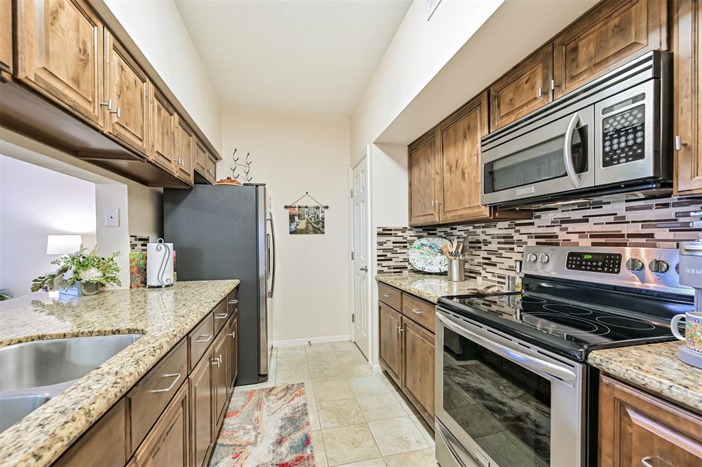 18809 Egret Bay Boulevard #306, Webster, Texas image 15