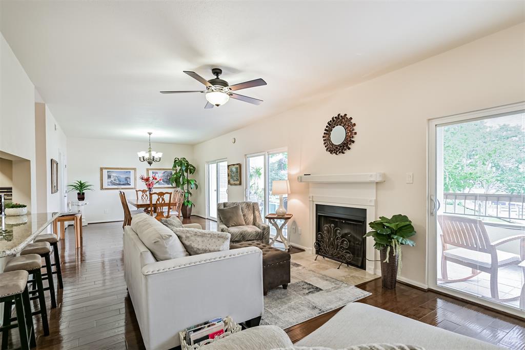 18809 Egret Bay Boulevard #306, Webster, Texas image 12