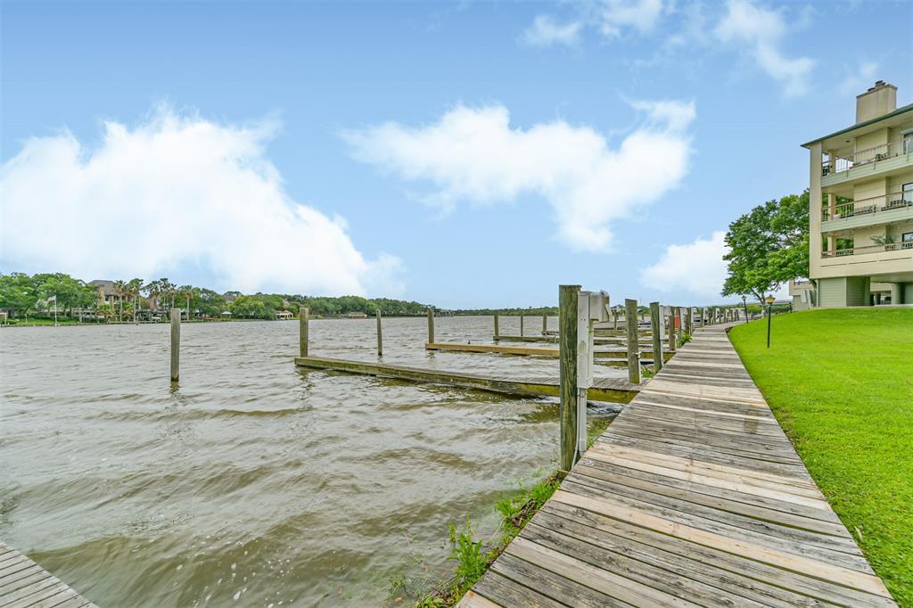 18809 Egret Bay Boulevard #306, Webster, Texas image 35