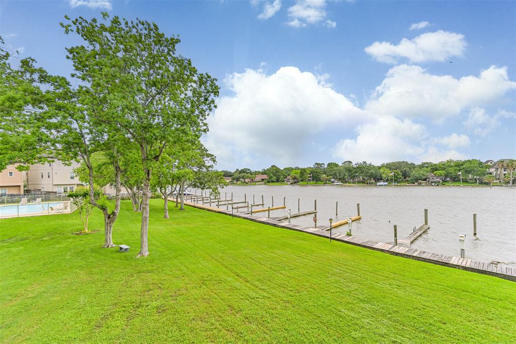 18809 Egret Bay Boulevard #306, Webster, Texas image 7