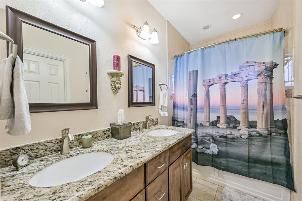 18809 Egret Bay Boulevard #306, Webster, Texas image 26