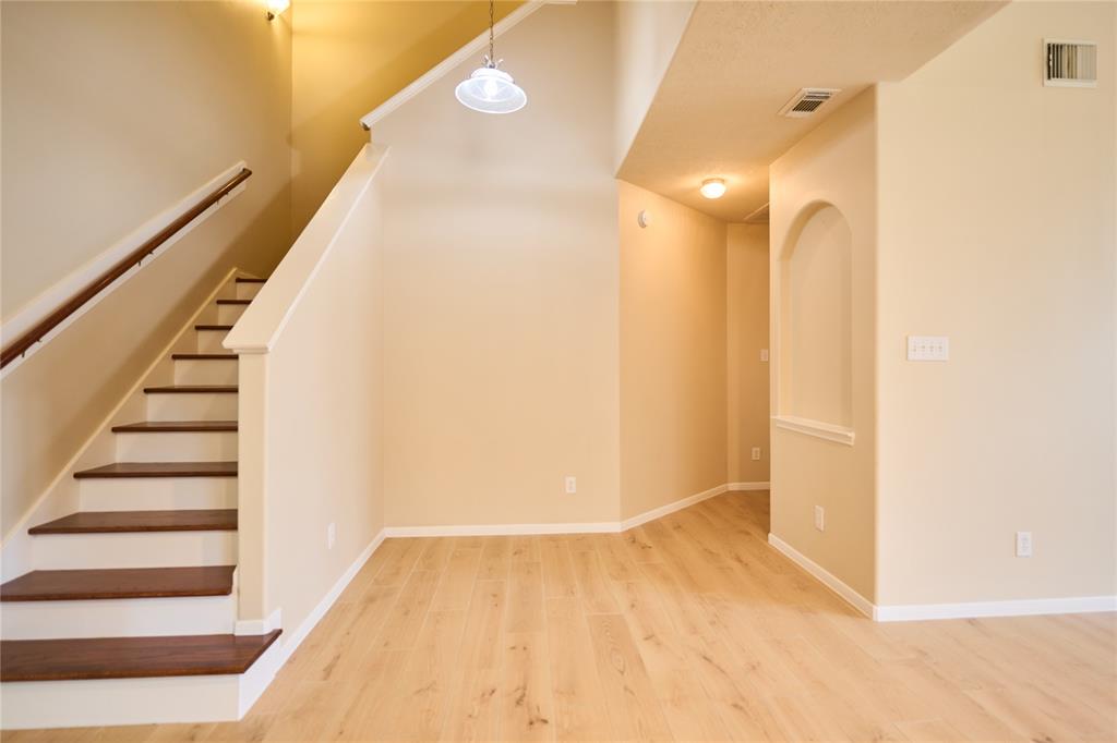 9406 Vander Rock Dr Drive, Houston, Texas image 5
