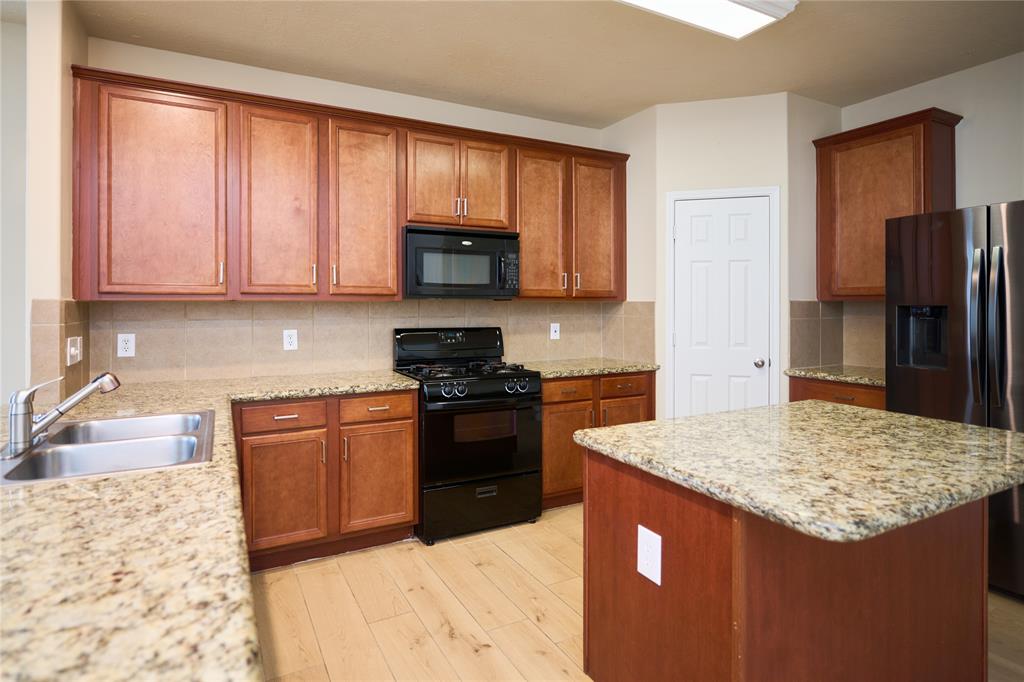 9406 Vander Rock Dr Drive, Houston, Texas image 11