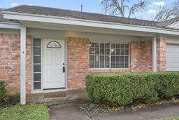 5228 E E Bayou Drive, Dickinson, Texas image 2