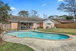 5228 E E Bayou Drive, Dickinson, Texas image 24