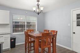 5228 E E Bayou Drive, Dickinson, Texas image 8
