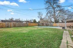 5228 E E Bayou Drive, Dickinson, Texas image 26