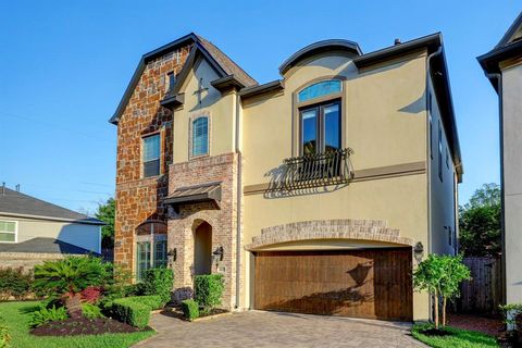 Photo of 1602 E Rose Terrace Lane, Houston, TX 77055 (MLS # 18051394)