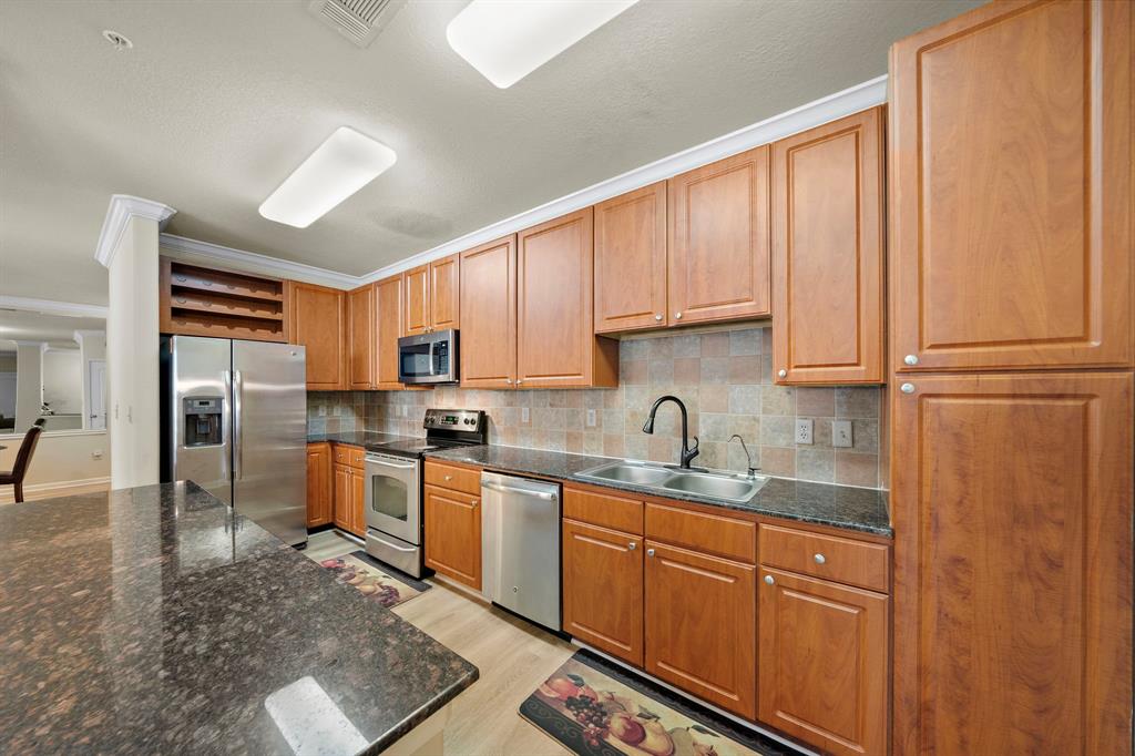 1711 Old Spanish Trail #218, Houston, Texas image 20