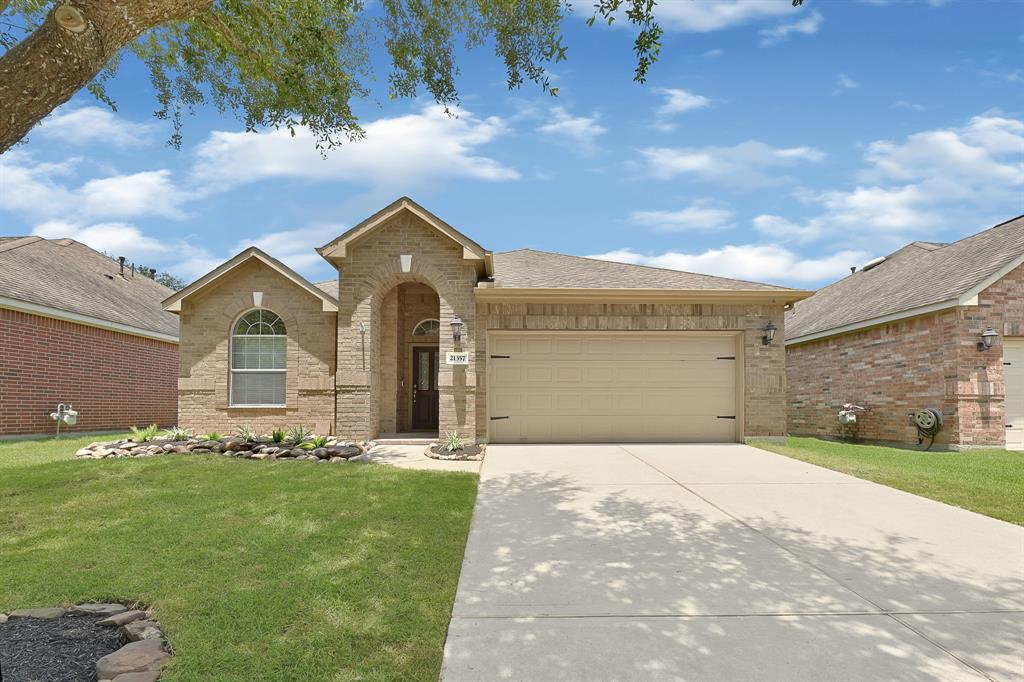 21357 Thurston Crossing Drive, Porter, Texas image 1