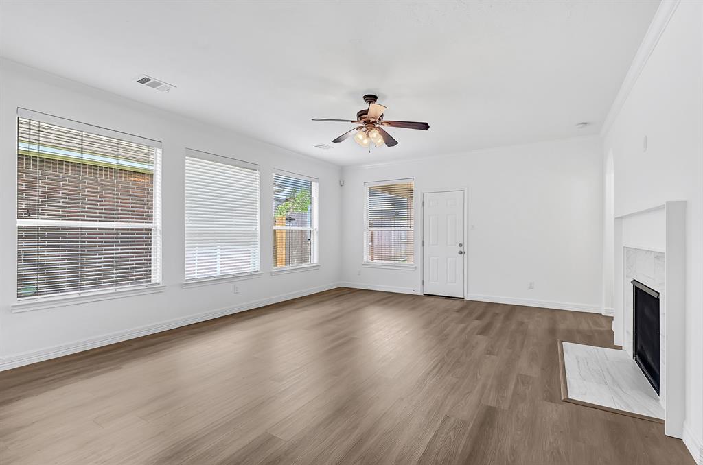 21357 Thurston Crossing Drive, Porter, Texas image 10