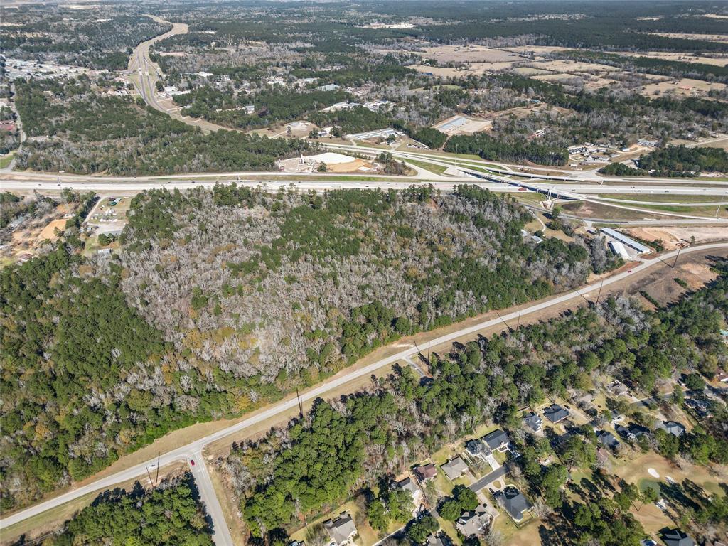 000 Veterans Memorial Parkway, Huntsville, Texas image 11