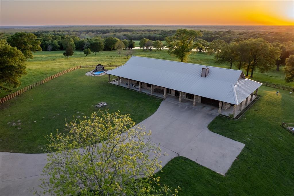 1053 An County Road 499, Athens, Texas image 1
