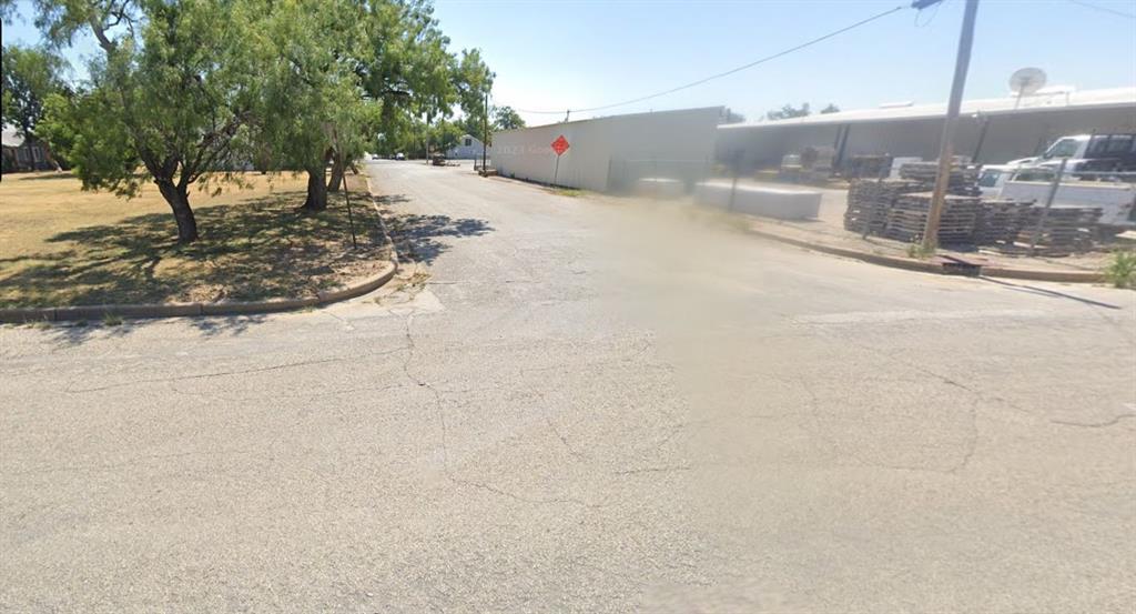 1400 S Concho Street, Coleman, Texas image 9