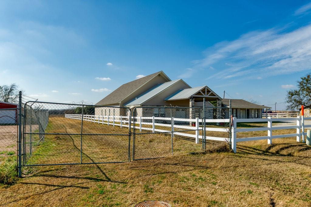 8829 N Highway 171, Godley, Texas image 2