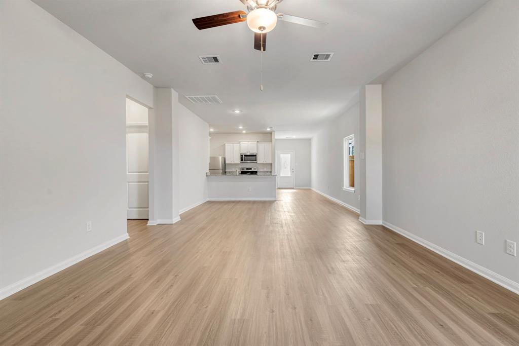 8025 Vanilla Orchid Drive, Houston, Texas image 3