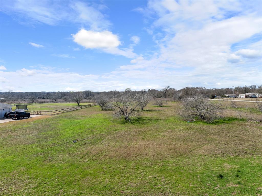 10704 Harvey Ranch Road, College Station, Texas image 3