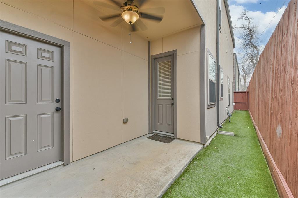 11002 Upland Forest Drive, Houston, Texas image 4