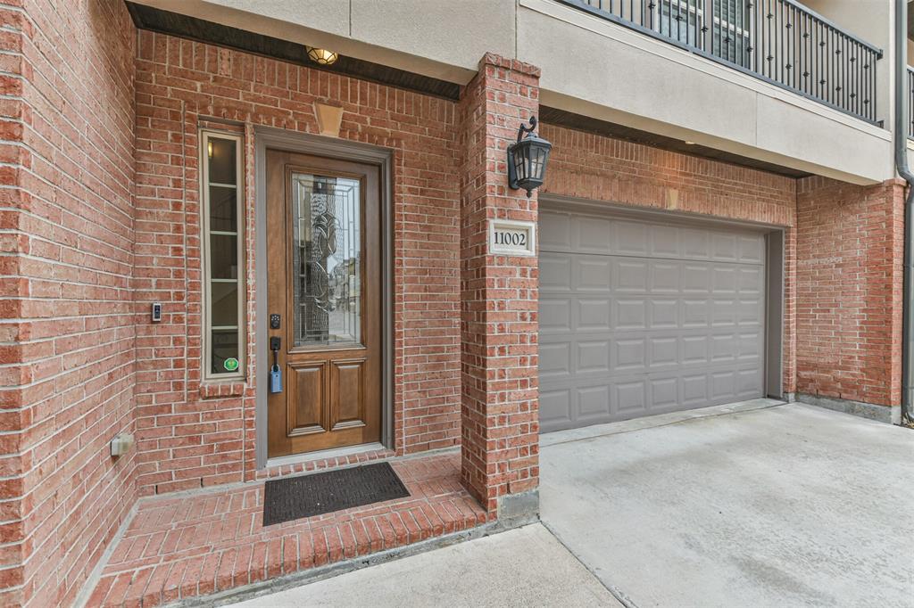 11002 Upland Forest Drive, Houston, Texas image 2