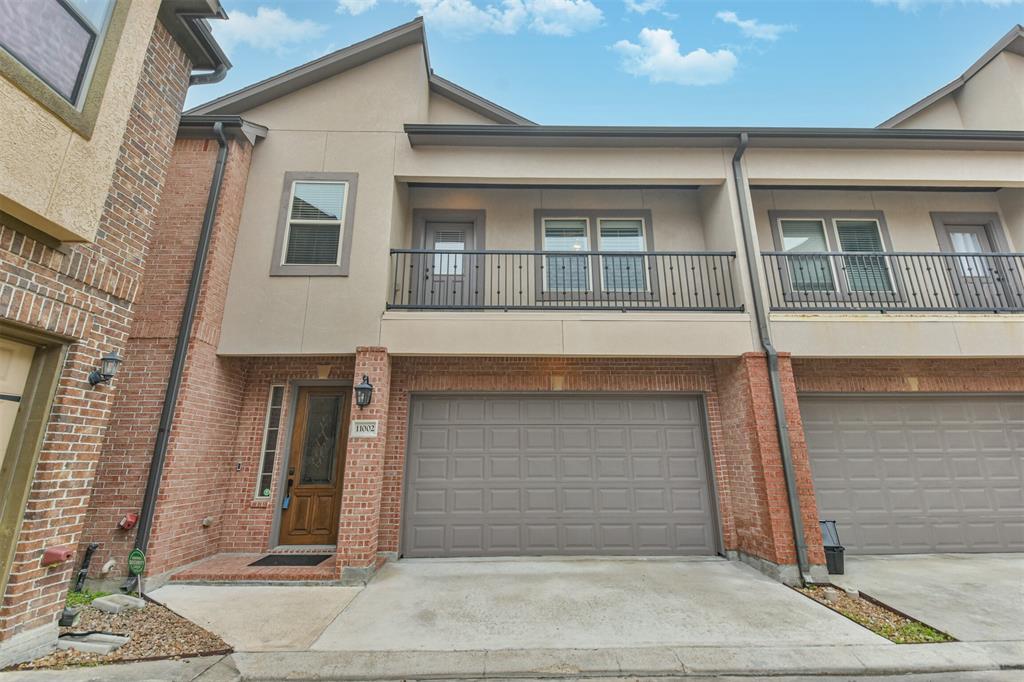 11002 Upland Forest Drive, Houston, Texas image 1