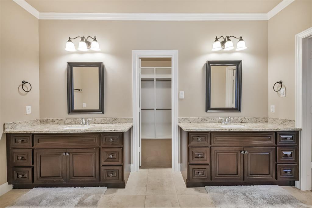 11002 Upland Forest Drive, Houston, Texas image 24