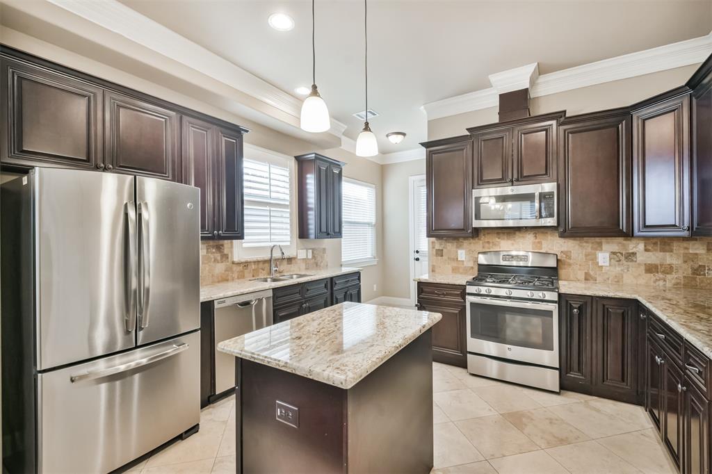 11002 Upland Forest Drive, Houston, Texas image 12