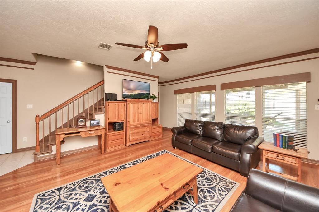 2430 Lakeside Drive, Seabrook, Texas image 14