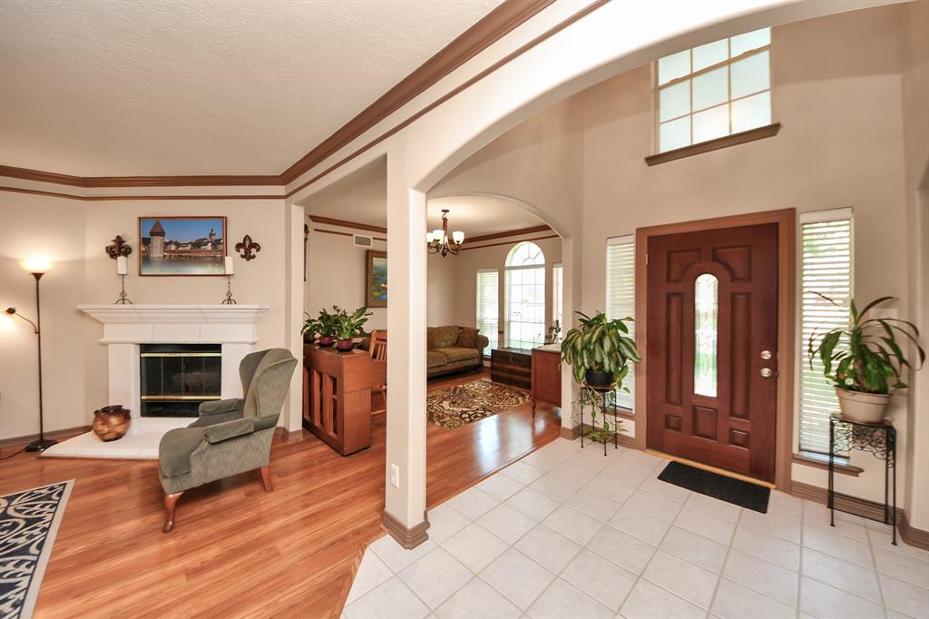 2430 Lakeside Drive