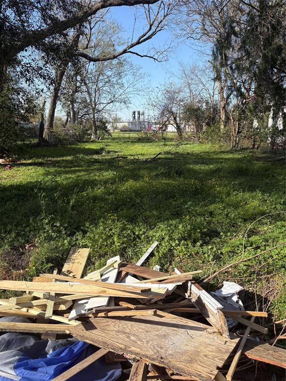 505 E Elgie Street, Beaumont, Texas image 4