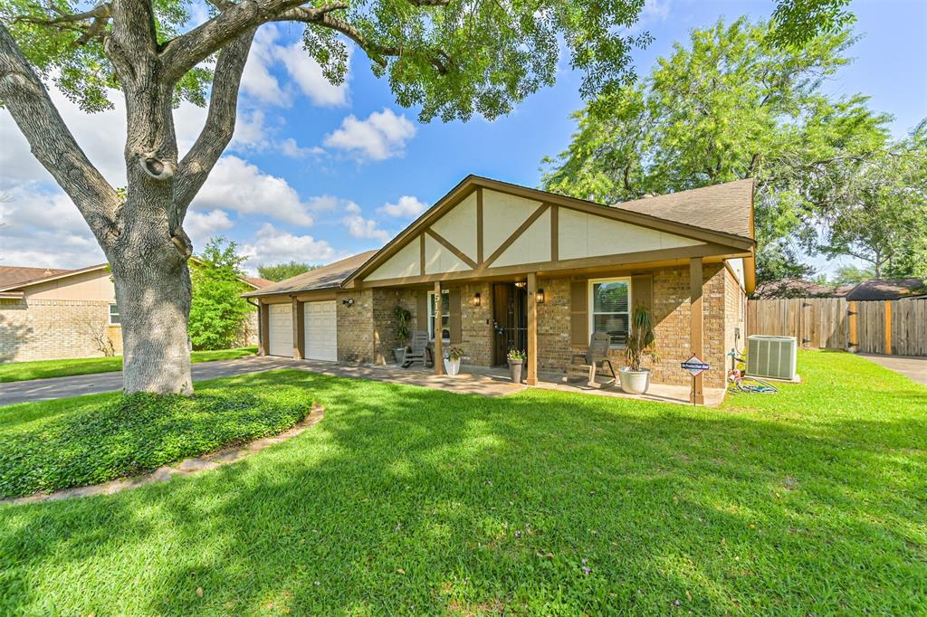 517 Strey Court, Deer Park, Texas image 1