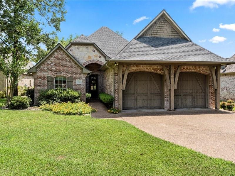 102 Carmel Place, Mabank, Texas image 2