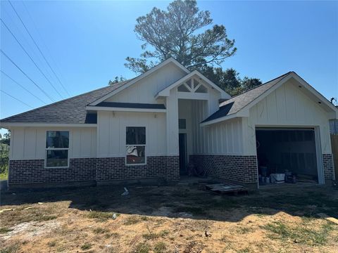 A home in Clute